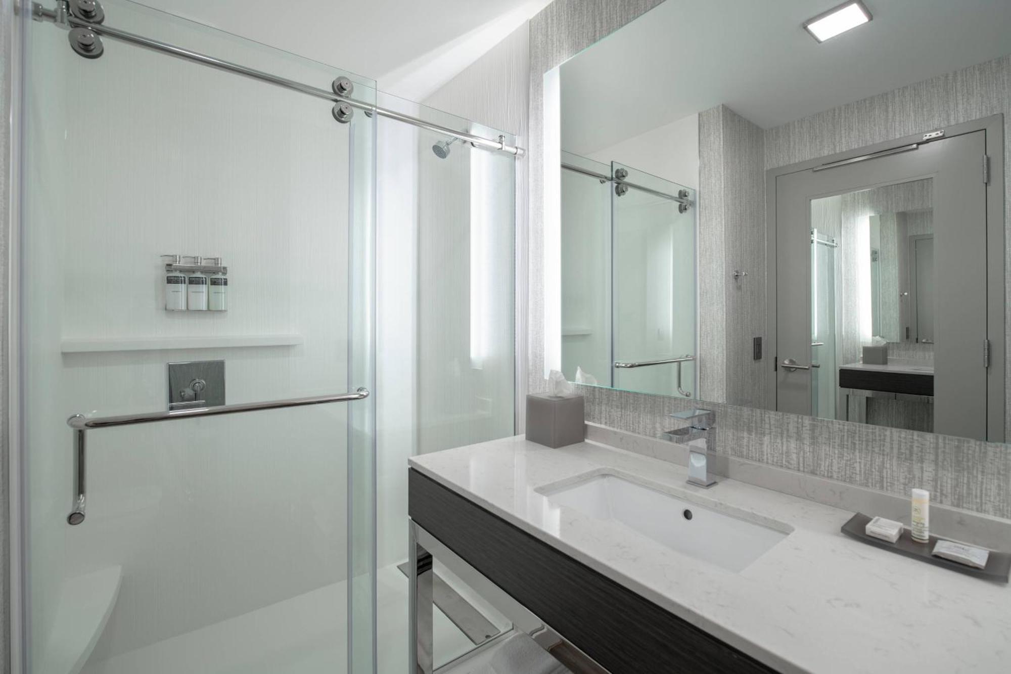 Towneplace Suites By Marriott Boston เมดฟอร์ด ภายนอก รูปภาพ